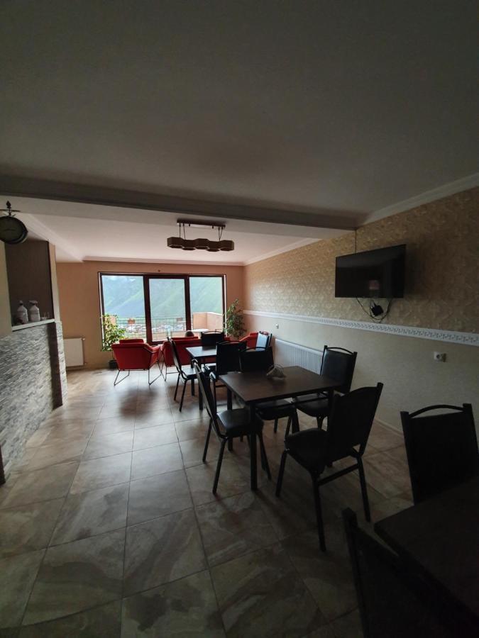 Nikolo Inn Kazbegi Ngoại thất bức ảnh