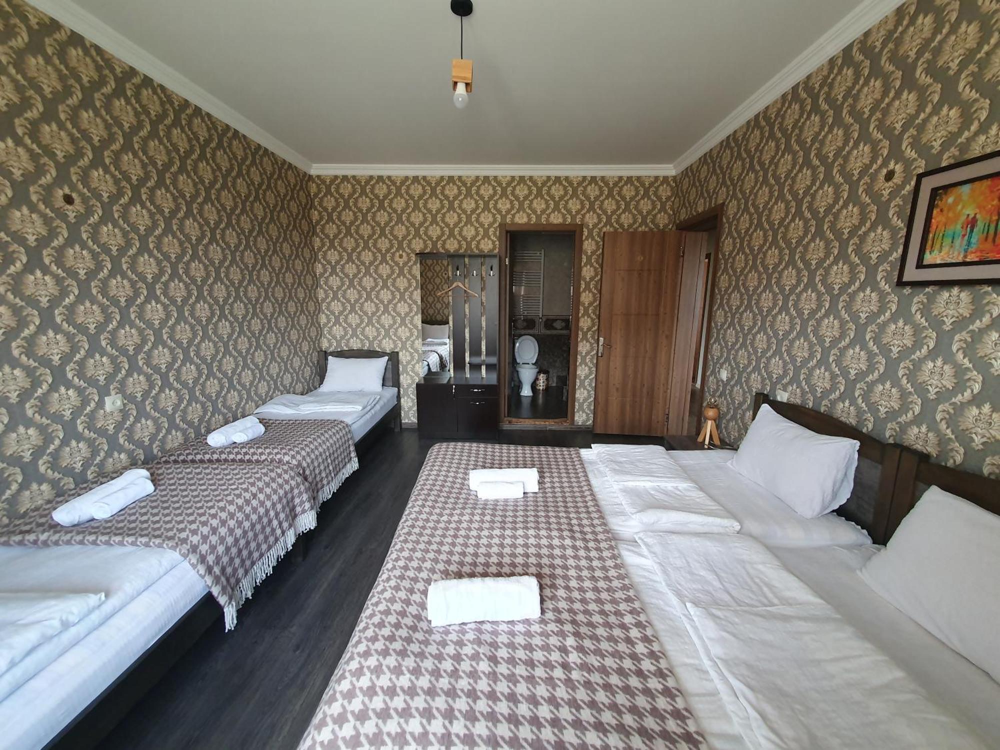 Nikolo Inn Kazbegi Phòng bức ảnh